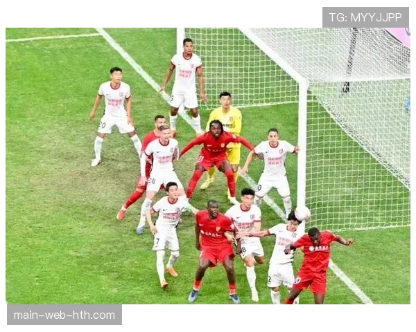 吴宇曦替补奇兵献助攻 川渝德比关键传中造希望 吴宇曦替补奇兵献助攻 川渝德比关键传中造希望